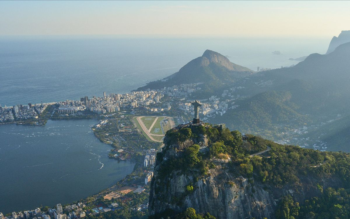 Situació actual i perspectives de futur del sector turístic al Brasil i Espanya