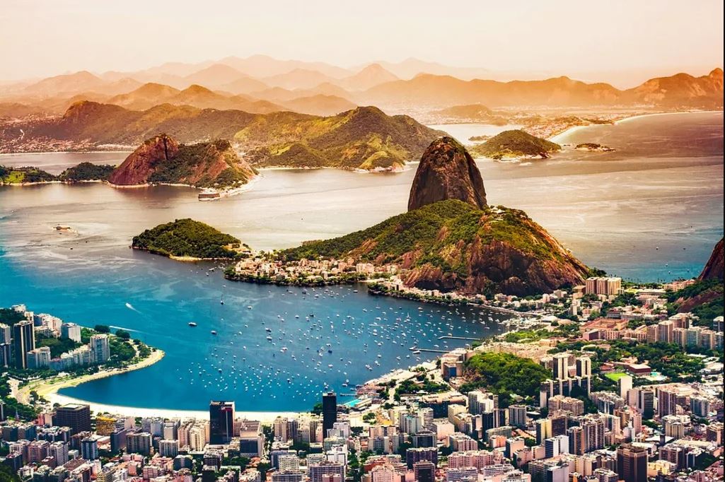 La CCBC celebra un webinar sobre el sector turístico brasileño